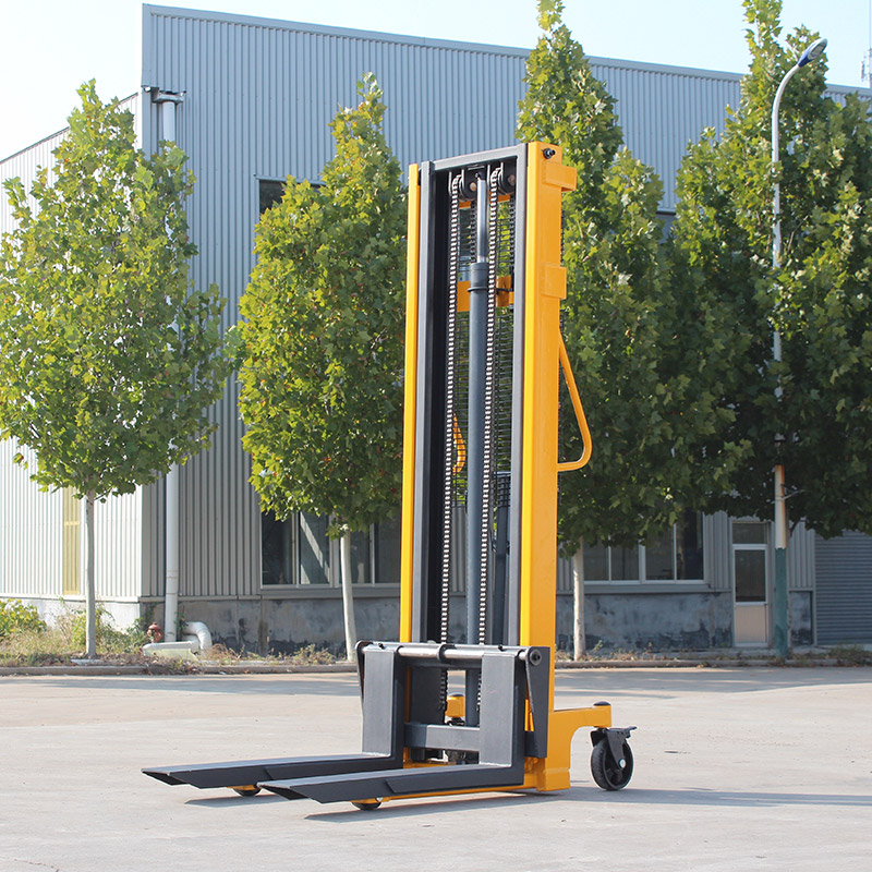 Impilatore manuale di pallet