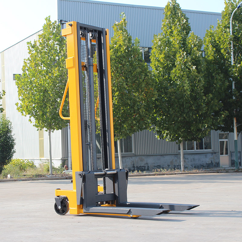 Impilatore manuale di pallet