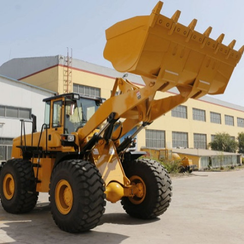 SZ960 pala caricatrice gommata pesante da 6 tonnellate | motore Weichai da 175 kW | benna mega da 3,6 m³